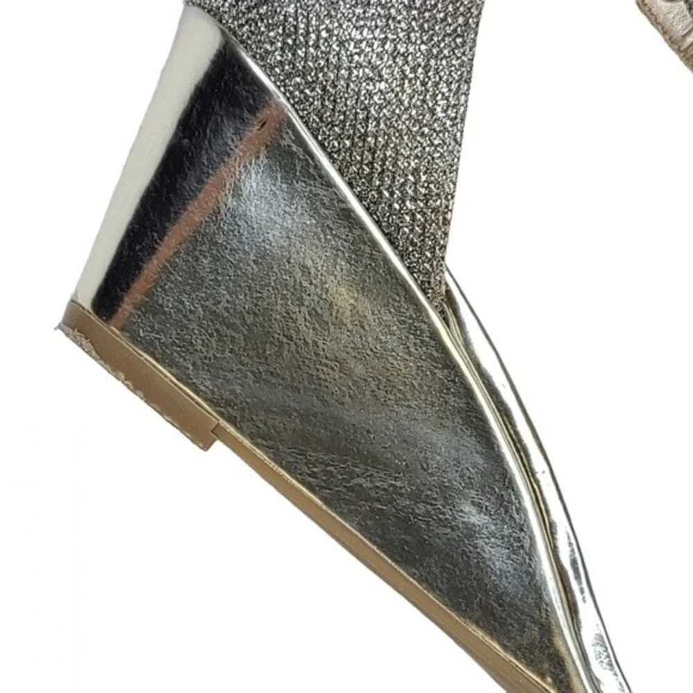 Bandolino Omira Silver Gold Wedges 6.5